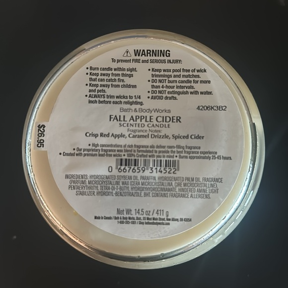 Bath and Body Works 3-wick candle Fall Apple Cider - Picture 2 of 2